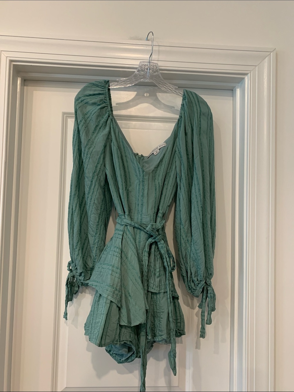 HYFVE tea  Green Long-Sleeve Romper  with Tie Waist lined M